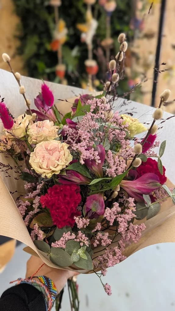 Bouquet artisanal Flowerdine — fleurs fraîches de saison